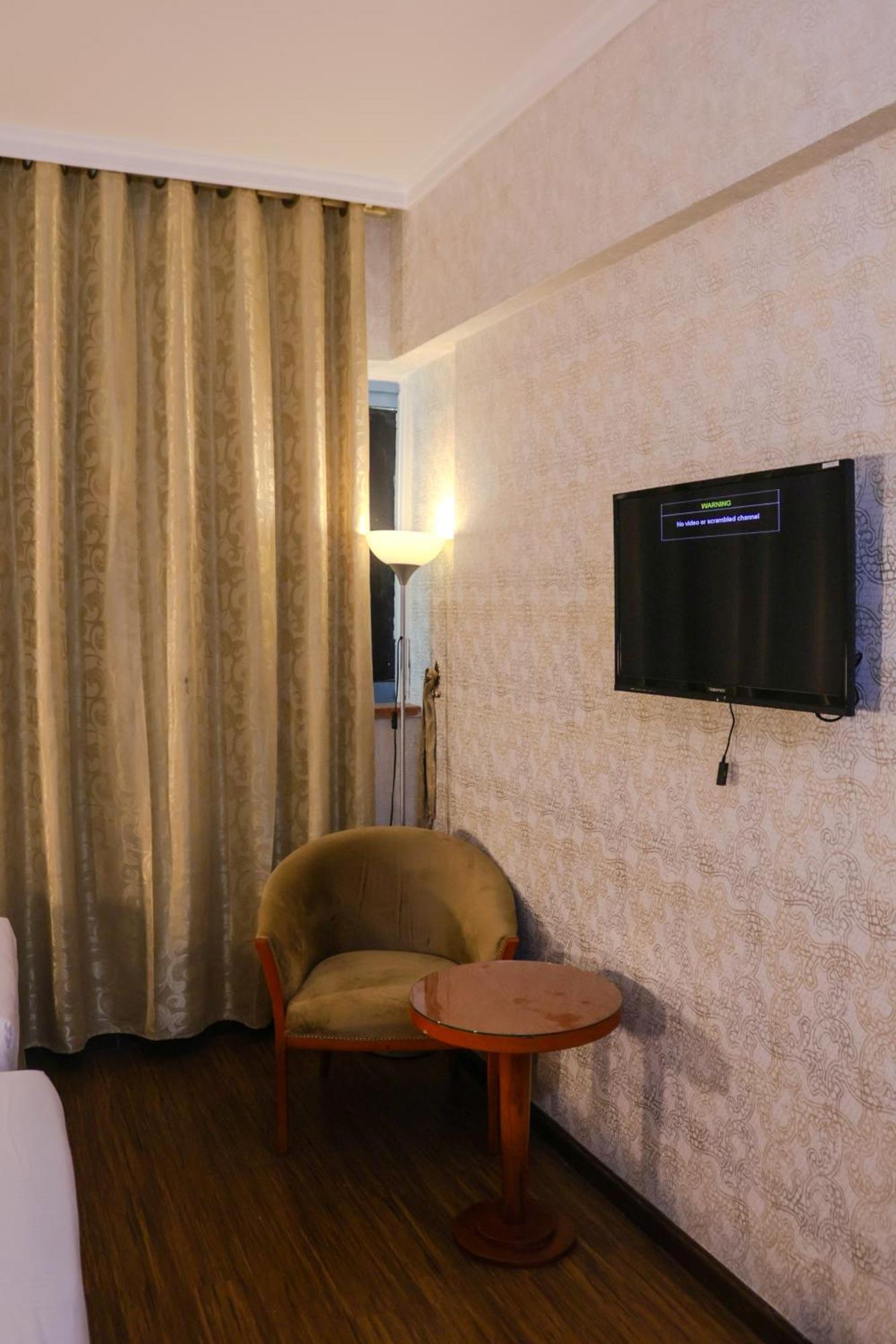 Boonmax Hotel Dubai Esterno foto